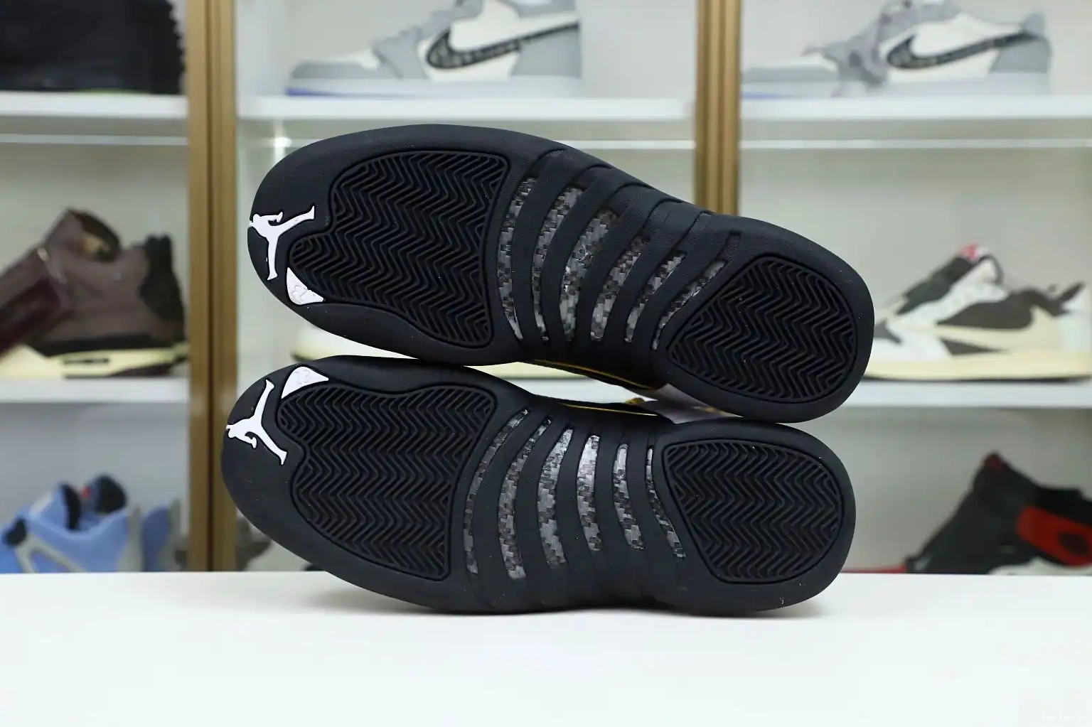 AIR 'ROYALTY' RETRO 12 Kimikick JORDAN 0730